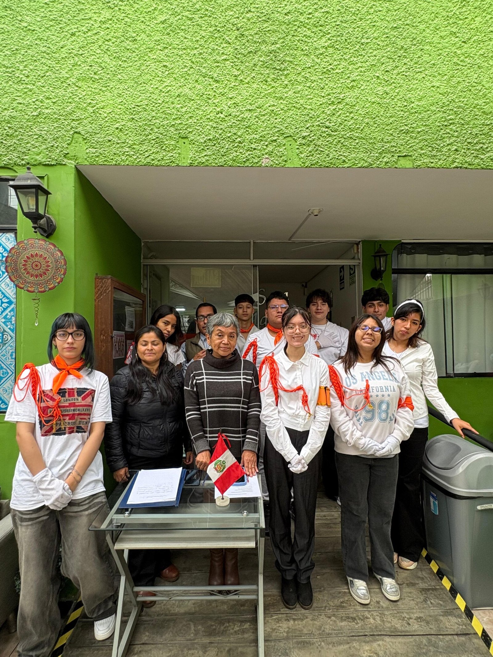 Comunidad educativa del CEBA San Agustín de La Molina